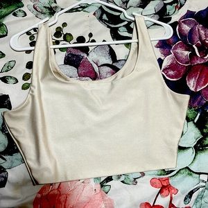 Im selling a white tight crop top